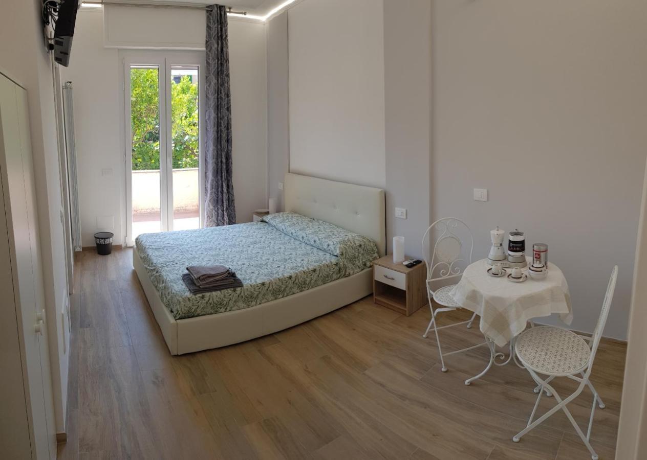 Borgo And Bike Hotel Finale Ligure Kültér fotó